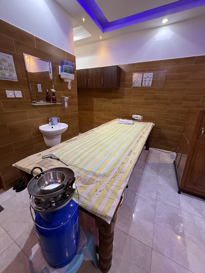 Coimbatore Ayurvedic Centre |Ayurvedic Treatments& Massage Therapy|Barka,Oman. مركز كويمباتور للطب الهندي التقليدي | عيادة للمساج والعلاج في بركاء ، عمان - erotic massage Oman